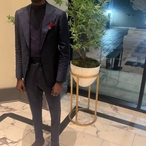 Suitsupply VBC130’s wide lapel Suit (36R)